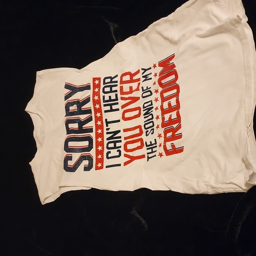 Sleeveless t shirt